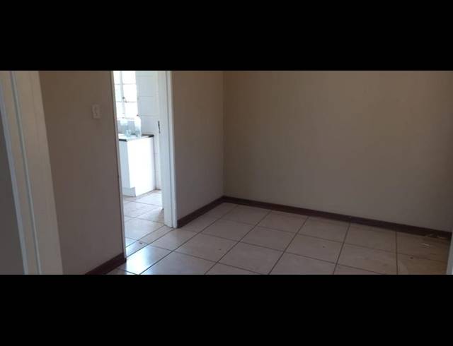 3 BEDROOM HOUSE FOR SALE IN VENTERSPOS